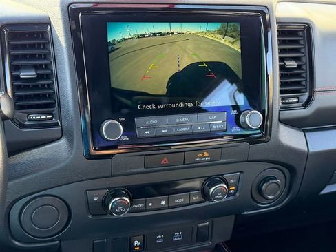 Certified 2022 Nissan Frontier Pro-X w/ Technology Package image 19