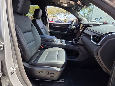 Used 2026 GMC Acadia Elevation w/ Elevation Premium Package image 27