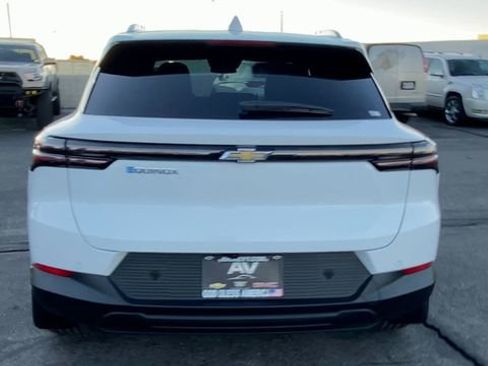 New 2026 Chevrolet Equinox EV LT FWD image 7