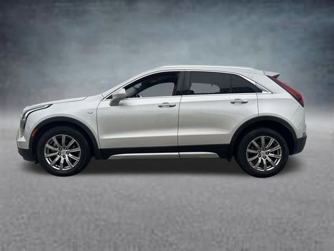 Used 2019 Cadillac XT4 Premium Luxury w/ Cold Weather Package image 5