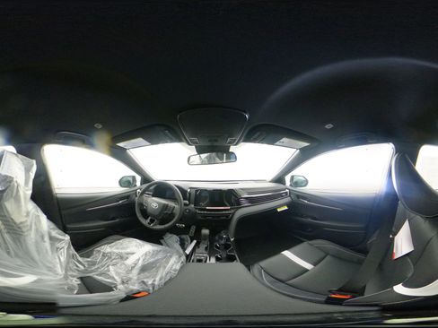 New 2026 Toyota Camry SE FWD image 33
