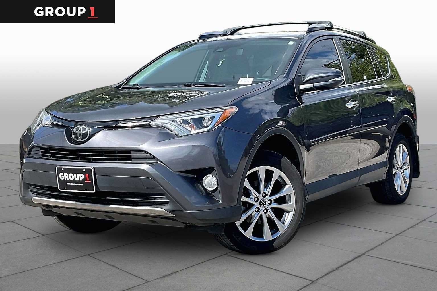 Used 2018 Toyota RAV4 Limited FWD image 1