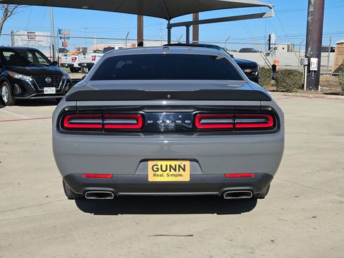 Used 2023 Dodge Challenger R/T RWD image 4