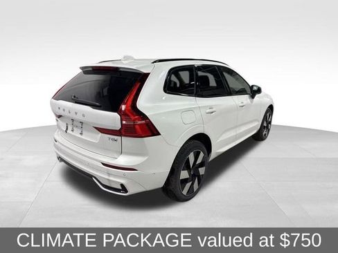 Used 2025 Volvo XC60 T8 Plus w/ Climate Package image 7