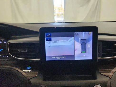 Used 2020 Ford Explorer Limited w/ Class III Trailer Tow Package AWD/4WD image 25