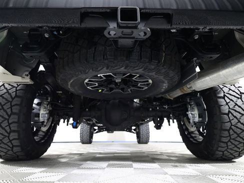 Used 2026 GMC Sierra 2500 AT4X image 60