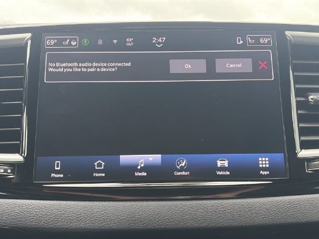 Used 2025 Chrysler Pacifica Select FWD image 53