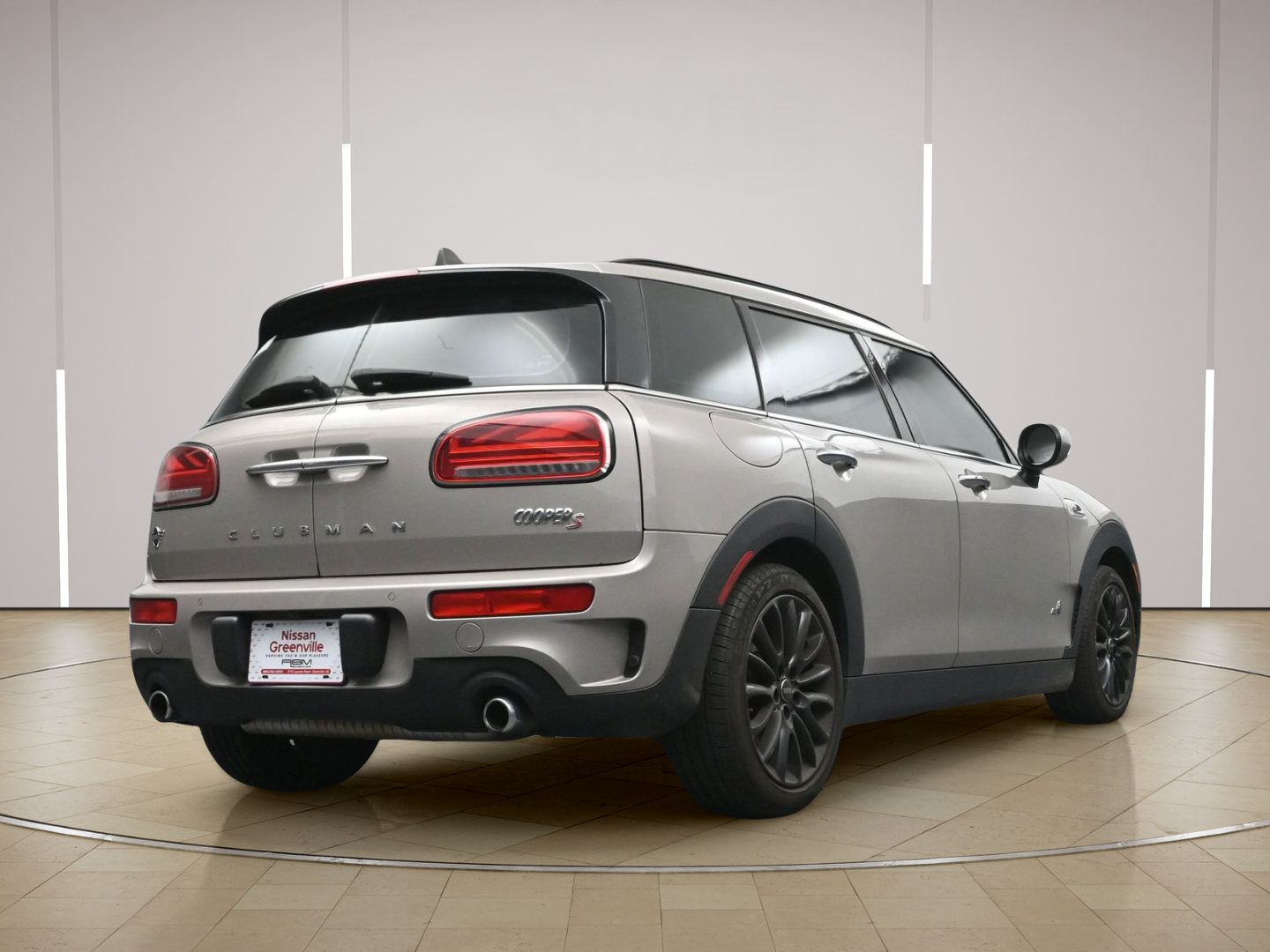 Used 2022 MINI Cooper Clubman S AWD/4WD image 17