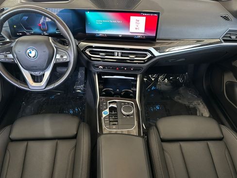 Used 2023 BMW i4 eDrive40 w/ Premium Package RWD image 12
