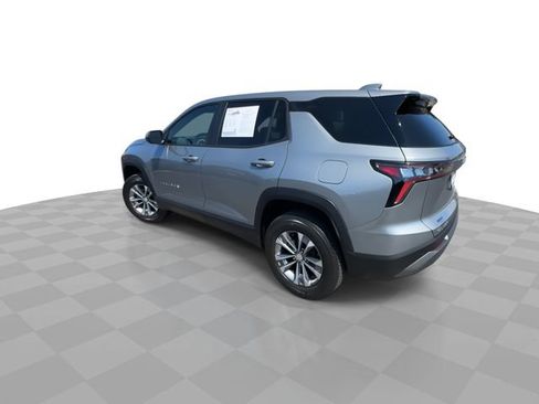 Certified 2025 Chevrolet Equinox LT FWD image 6