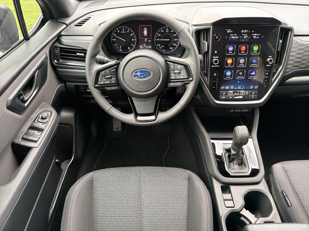 Certified 2025 Subaru Forester Premium AWD/4WD image 17