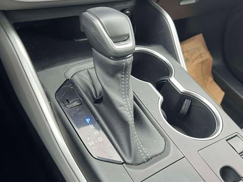 Certified 2023 Toyota Highlander LE image 31