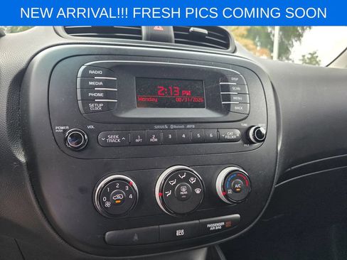 Used 2016 Kia Soul FWD image 9