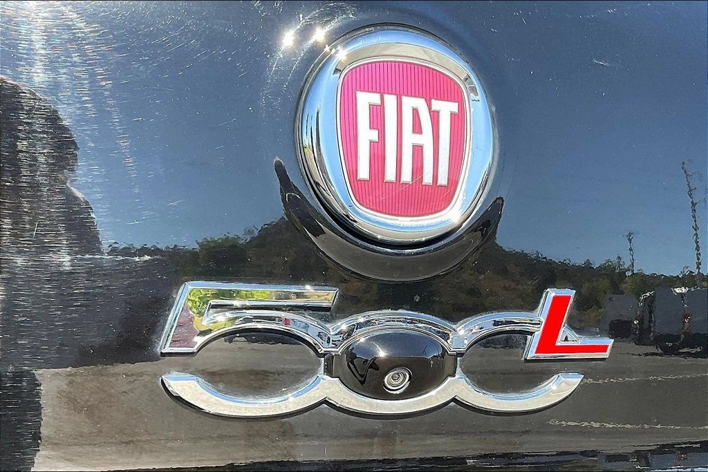 Used 2019 FIAT 500L Trekking FWD image 24