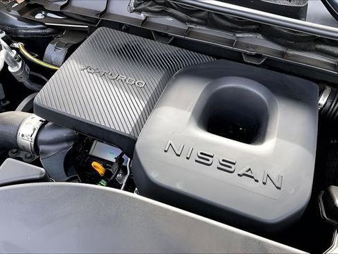 Used 2025 Nissan Murano SV image 27