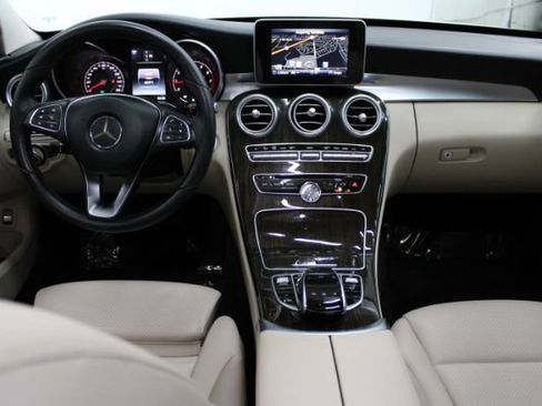 Used 2016 Mercedes-Benz C 300 4MATIC Sedan image 2