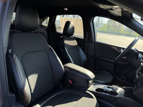 Used 2024 Ford Escape ST-Line image 42