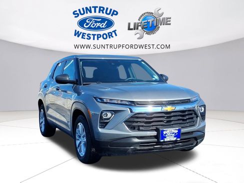 Used 2024 Chevrolet TrailBlazer LS w/ LS Convenience Package image 1