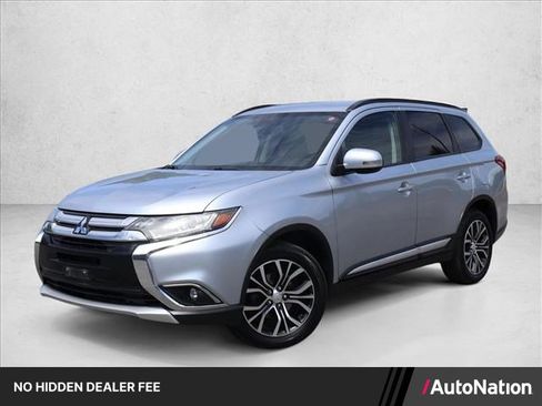 Used 2016 Mitsubishi Outlander SE AWD/4WD image 1