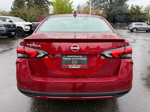 New 2025 Nissan Versa SR w/ Trunk Package image 8