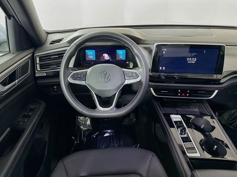 Used 2024 Volkswagen Atlas Cross Sport SE w/ Panoramic Sunroof Package image 21