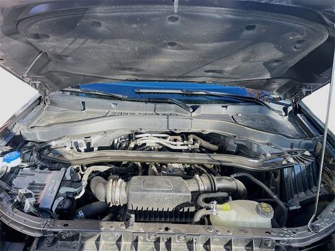 Used 2025 Ford Explorer ST image 33