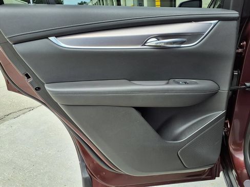 Used 2023 Cadillac XT6 Luxury FWD image 18