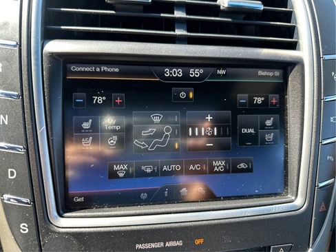 Used 2016 Lincoln MKX Reserve w/ Technology Package AWD/4WD image 28