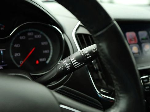 Used 2017 Chevrolet Cruze Premier FWD image 22