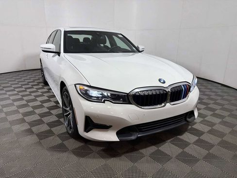 Certified 2022 BMW 330i xDrive 330i xDrive w/ Driving Assistance Package image 2