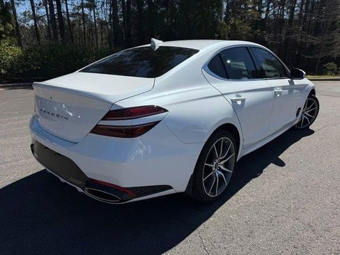 Used 2025 Genesis G70 2.5T RWD image 2