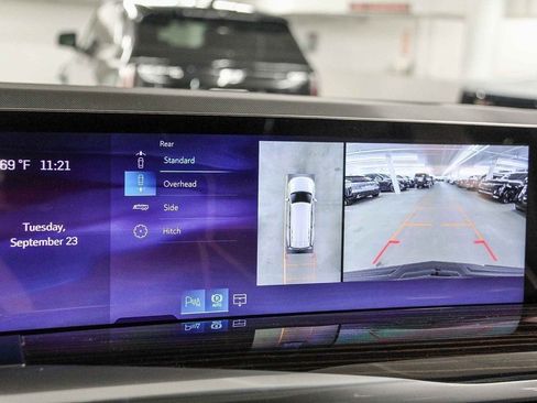 New 2026 Cadillac Escalade Luxury image 24