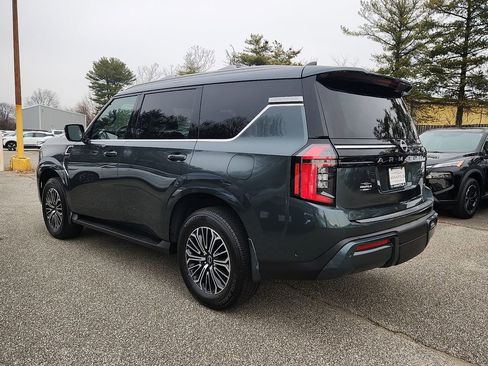 New 2026 Nissan Armada SL w/ Captain's Chari Seat Package image 3