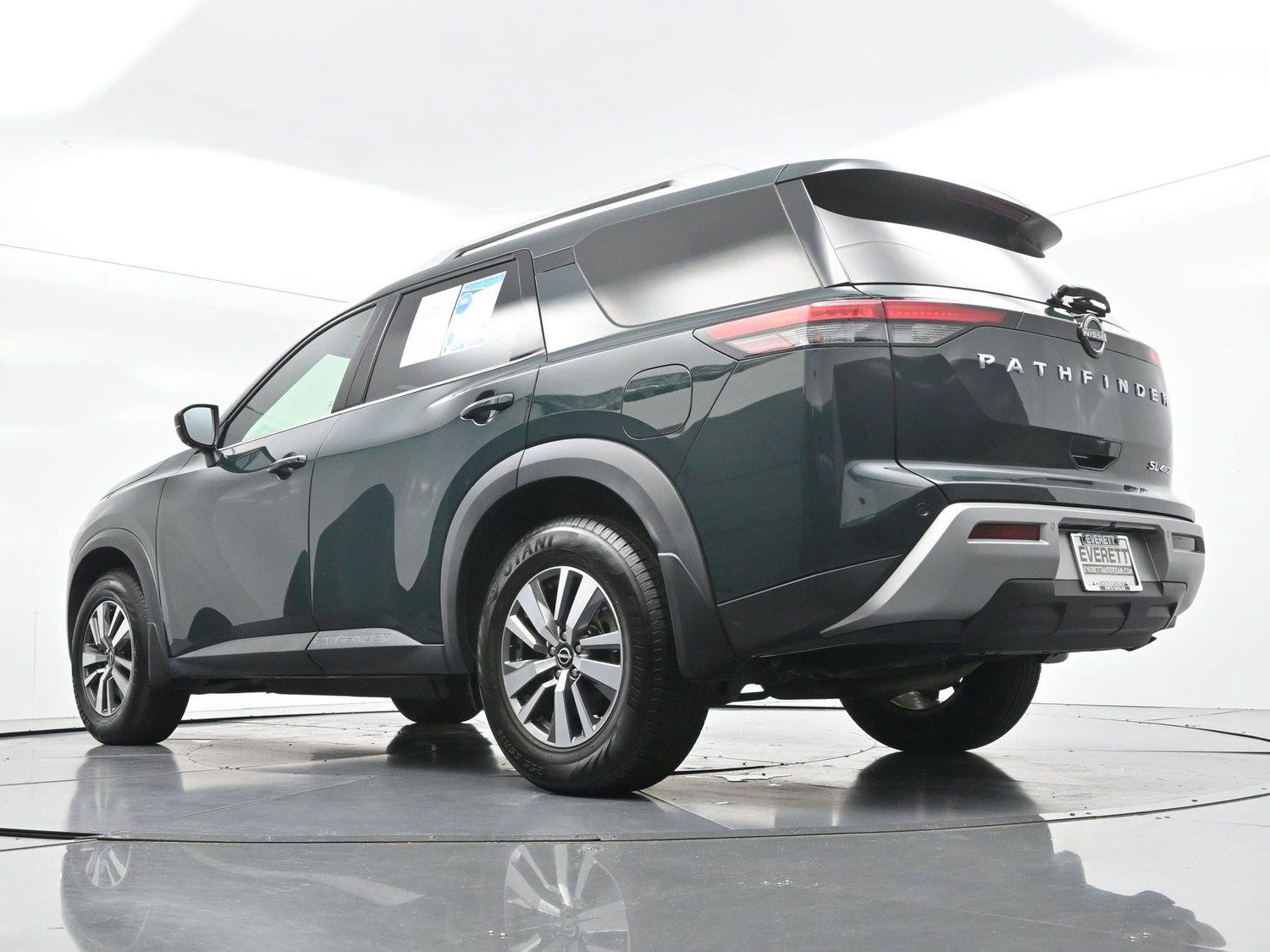 Used 2022 Nissan Pathfinder SL w/ Cargo Package AWD/4WD image 55