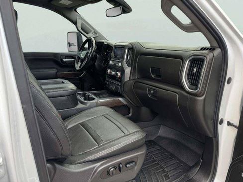 Used 2022 GMC Sierra 3500 Denali AWD/4WD image 52