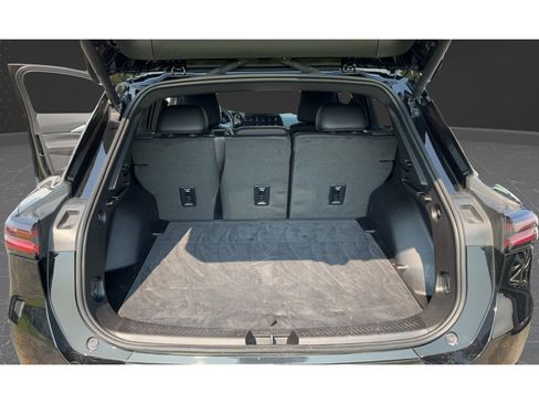 Used 2024 Chevrolet Equinox EV LT FWD image 24