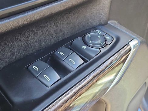 Used 2022 Chevrolet Silverado 2500 LT w/ Convenience Package AWD/4WD image 28