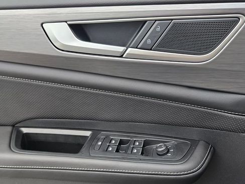New 2026 Volkswagen Atlas Cross Sport SE AWD/4WD image 30