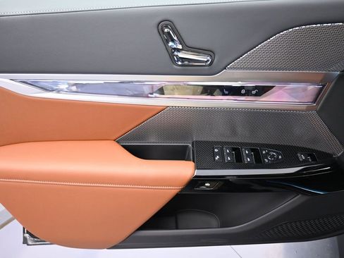 New 2026 BMW 740i xDrive image 10