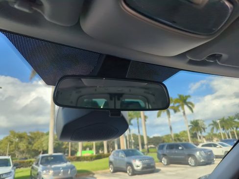 Used 2019 Ford Transit Connect XL image 11