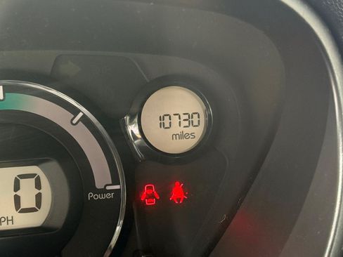 Used 2012 Mitsubishi i SE RWD image 17