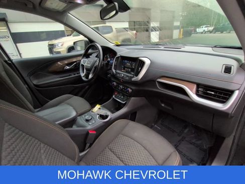 Used 2019 GMC Terrain SLE w/ Driver Convenience Package AWD/4WD image 29