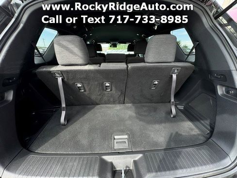 Used 2025 Honda Pilot Sport image 29