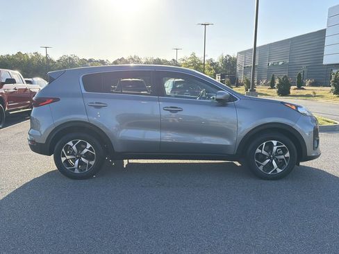 Used 2022 Kia Sportage LX FWD image 6