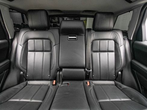 Used 2019 Land Rover Range Rover Sport HSE image 20