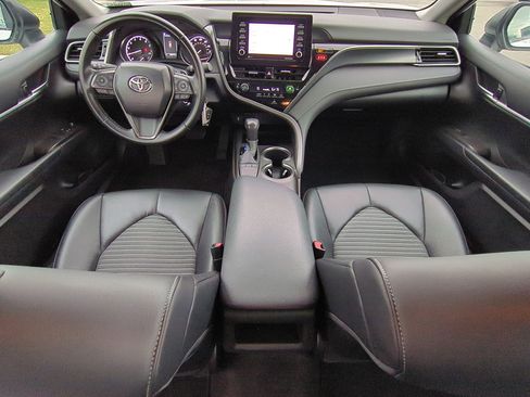 Used 2023 Toyota Camry SE image 28