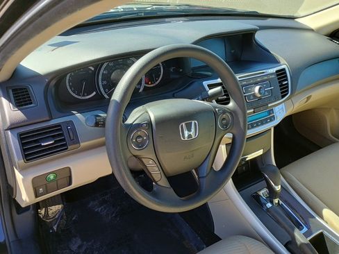 Used 2015 Honda Accord LX image 11