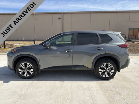 Certified 2022 Nissan Rogue SV image 8
