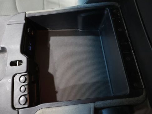 Used 2016 RAM 1500 ST w/ SXT Appearance Group image 26