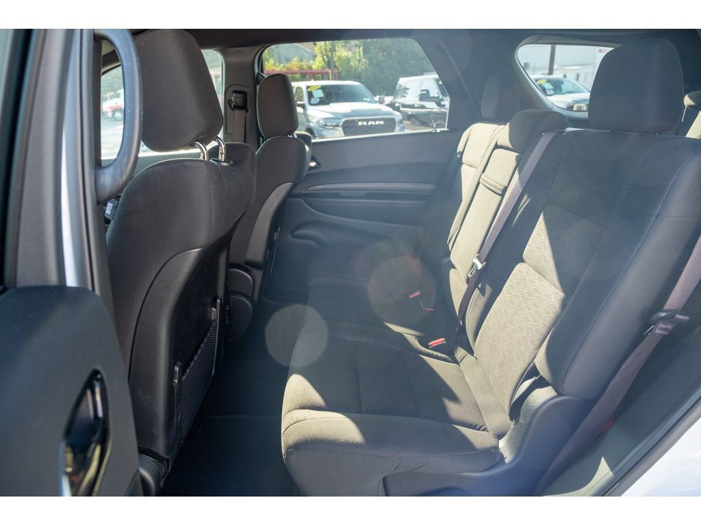 Used 2025 Dodge Durango GT RWD image 13